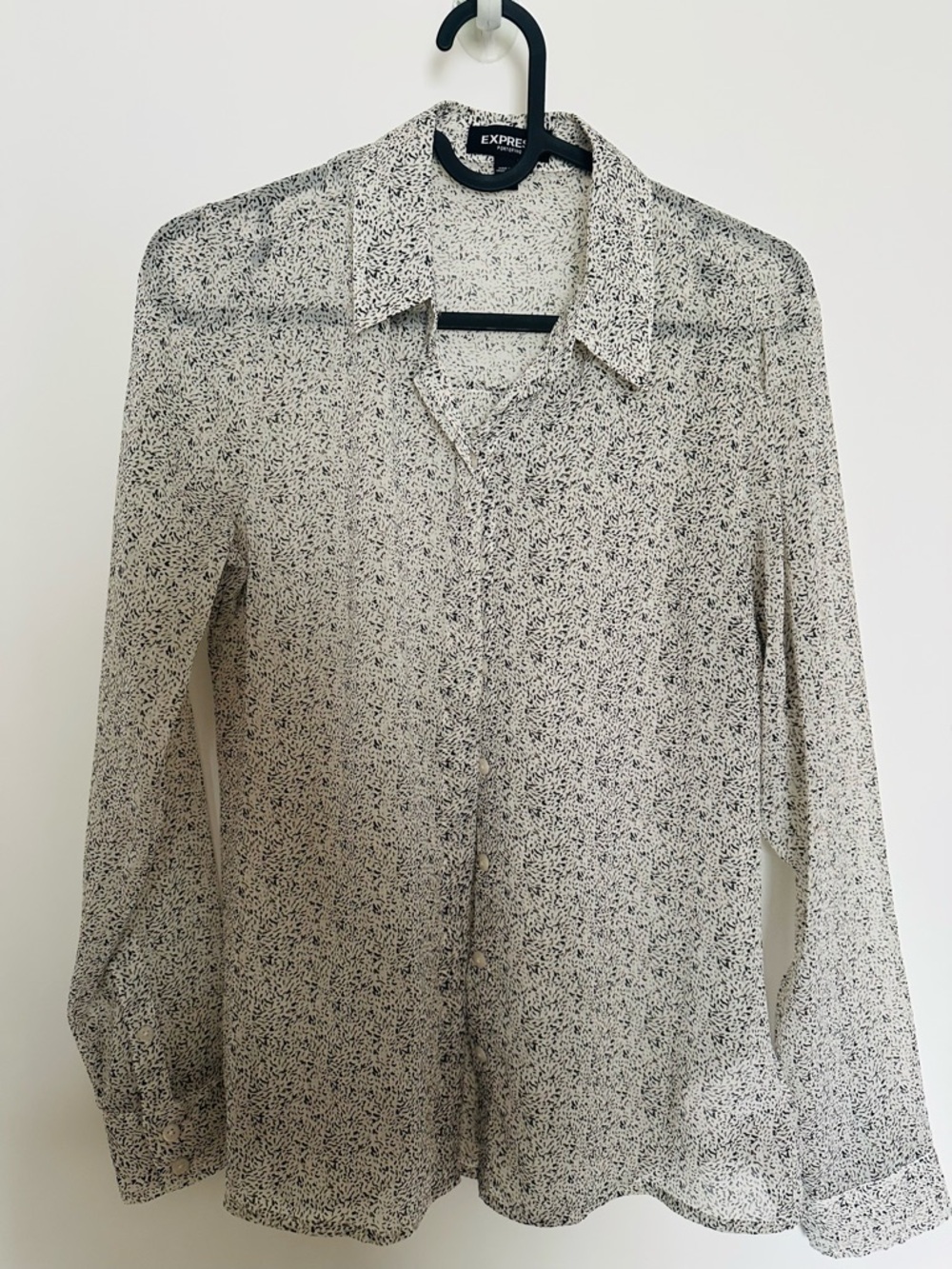 Women’s Express Portofino Sheer Black and White Speckled Button-Up Blouse